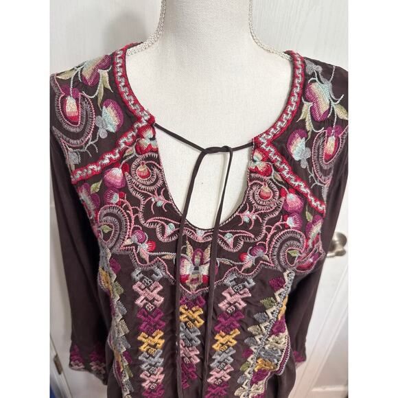 Johnny Was Biya Silk Tunic Blouse Embroidered Size Small Preppy Trendy - Picture 3 of 14